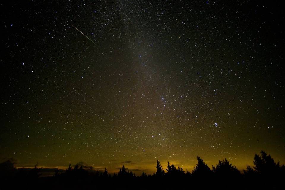 meteor-6638096_1280